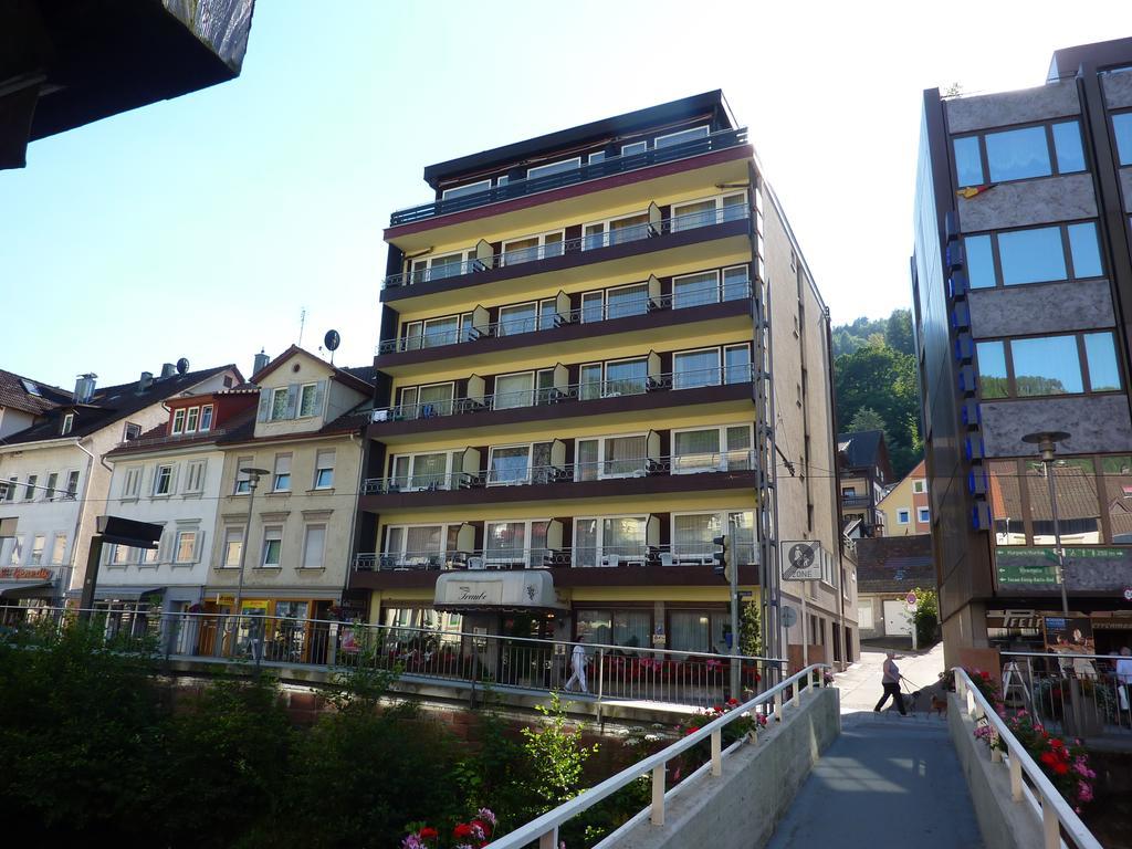 Hotel Traube Bad Wildbad Eksteriør bilde
